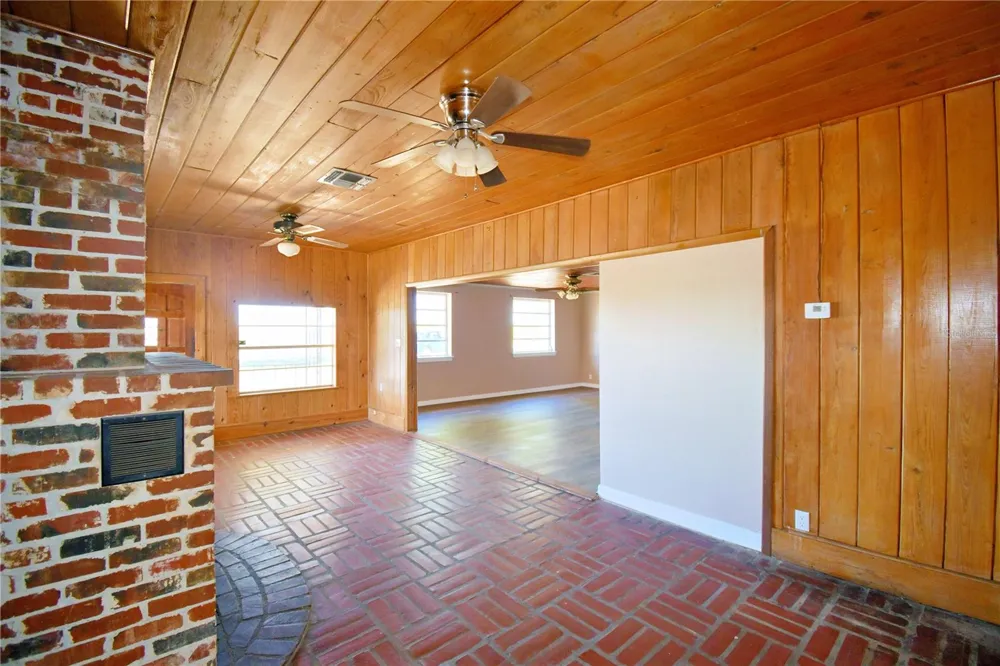 352 E HWY 630 E Frostproof, FL 33843