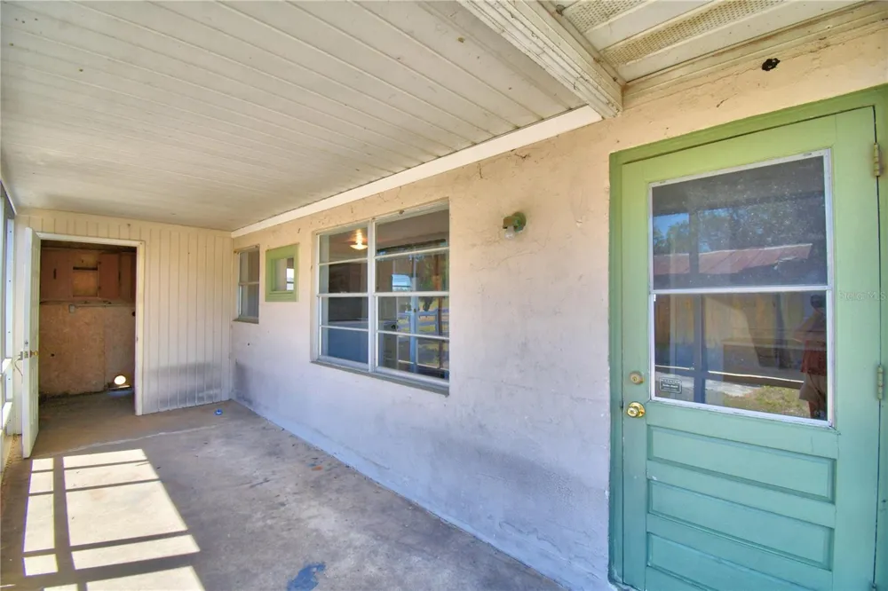 352 E HWY 630 E Frostproof, FL 33843