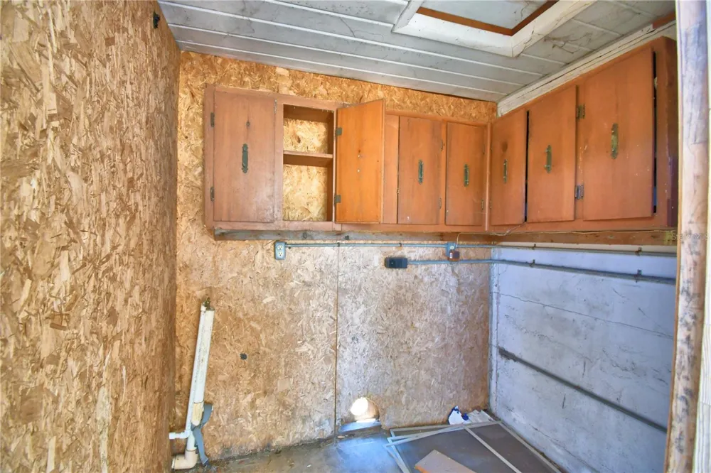 352 E HWY 630 E Frostproof, FL 33843