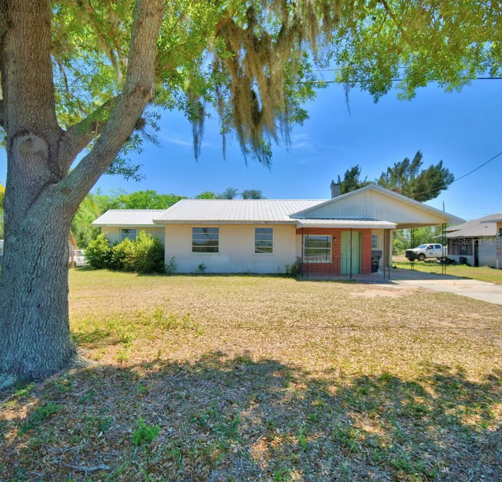 352 E HWY 630 E Frostproof, FL 33843