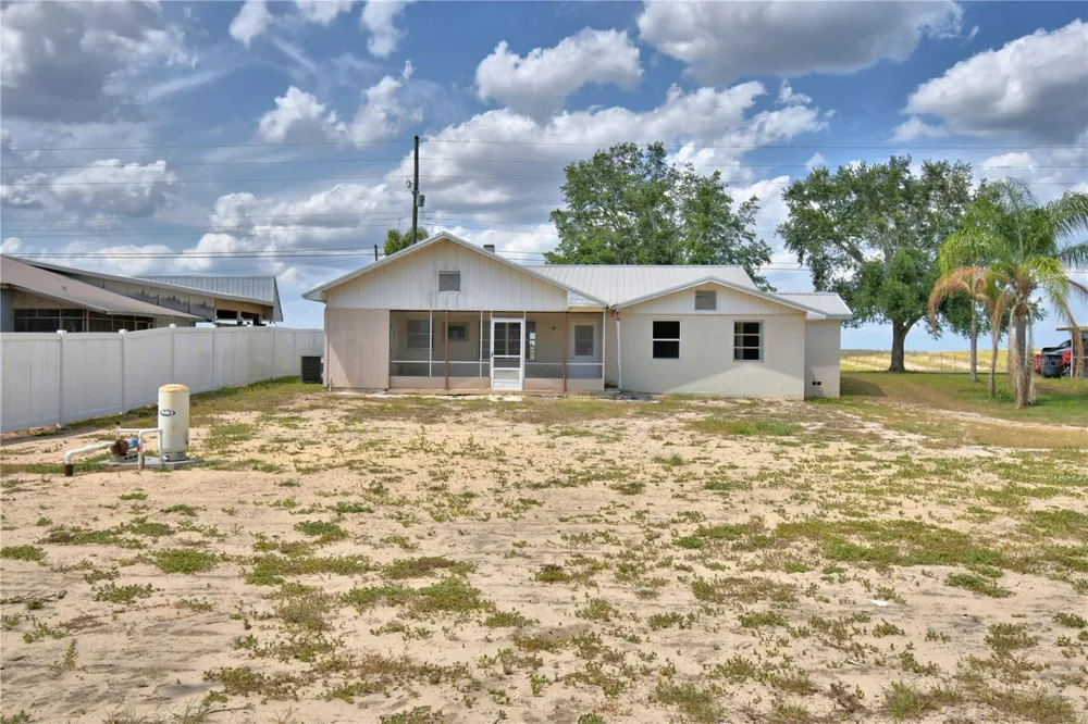 352 E HWY 630 E Frostproof, FL 33843