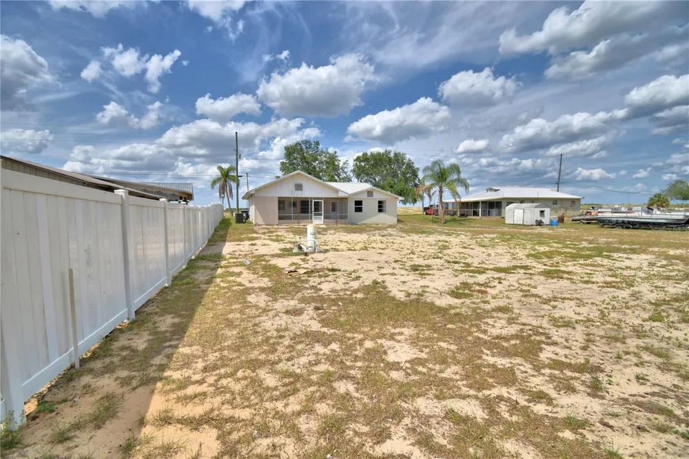 352 E HWY 630 E Frostproof, FL 33843
