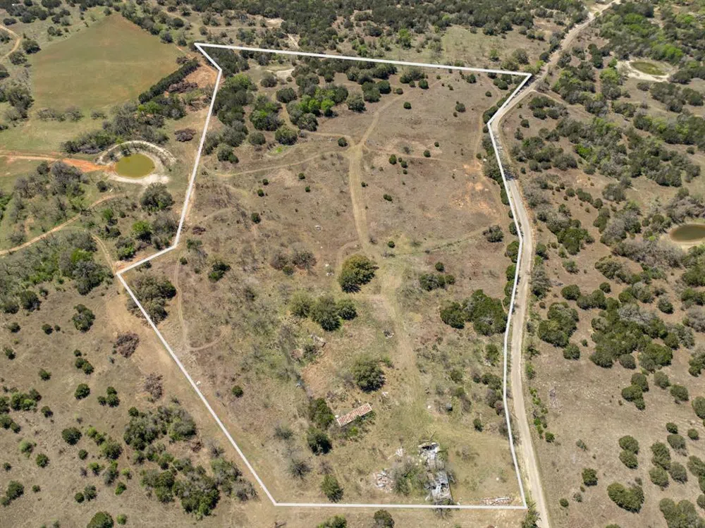 5448 County Road 182 Jonesboro, TX 76538