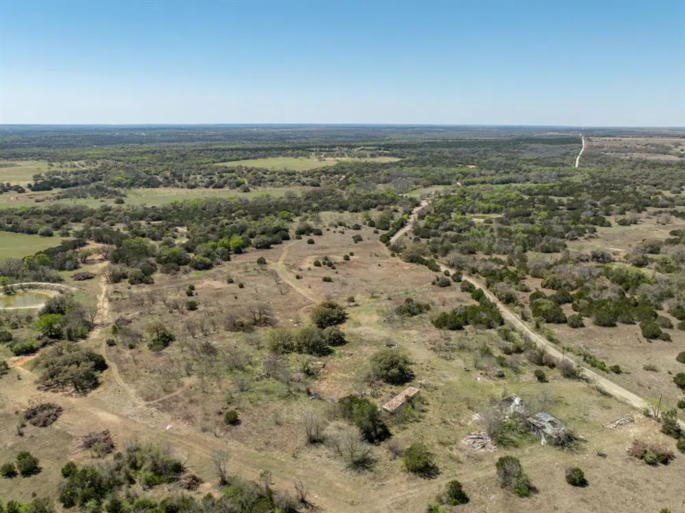 5448 County Road 182 Jonesboro, TX 76538