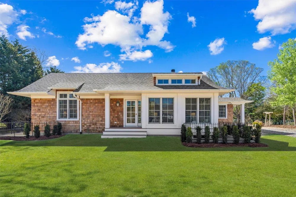 25 Lamb Avenue Quogue, NY 11959