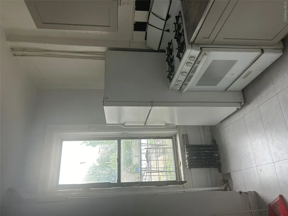5907 4th Avenue Brooklyn, NY 11220