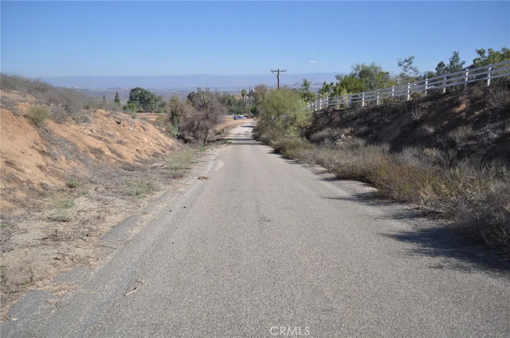 Mandeville Dr Lake Mathews, CA 92570