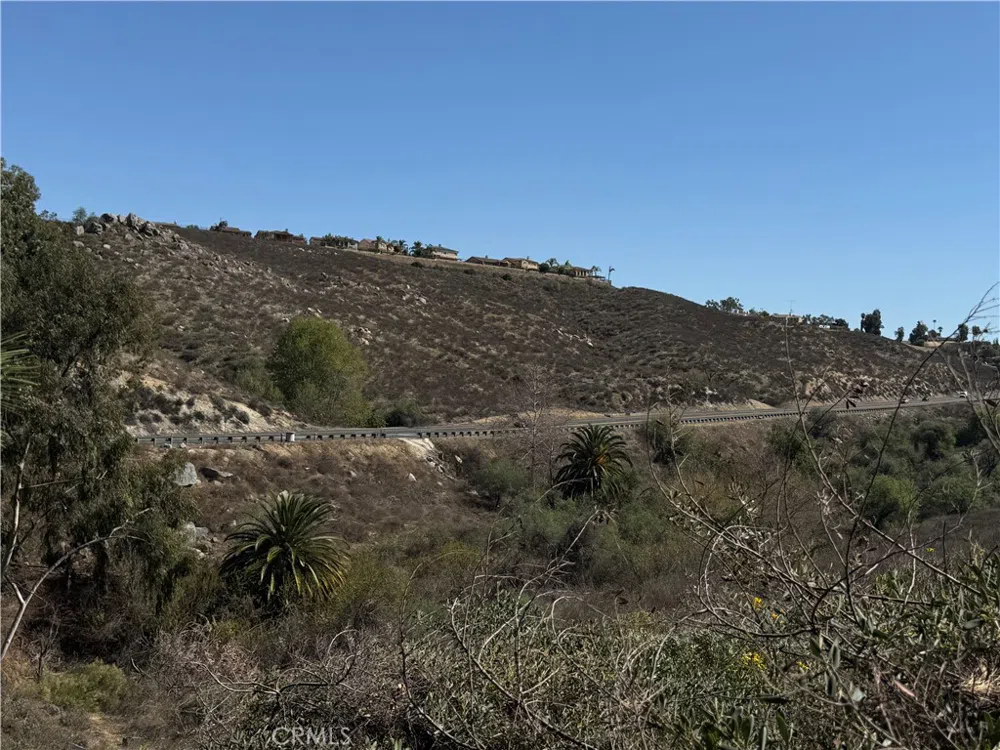 La Sierra Avenue Riverside, CA 92503