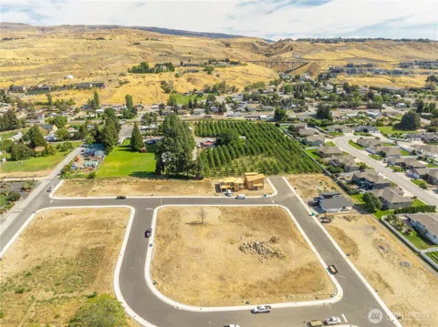 3251 NW Chadwick (Lot 35) Loop