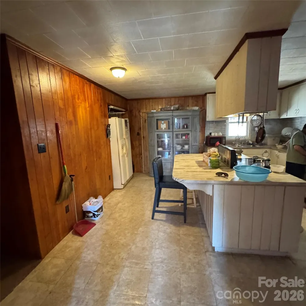 182 Lake View Drive Star, NC 27356