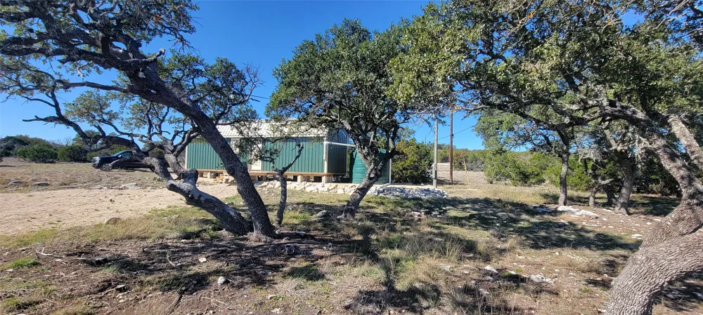 919 SD #16010 Rocksprings, TX 78880
