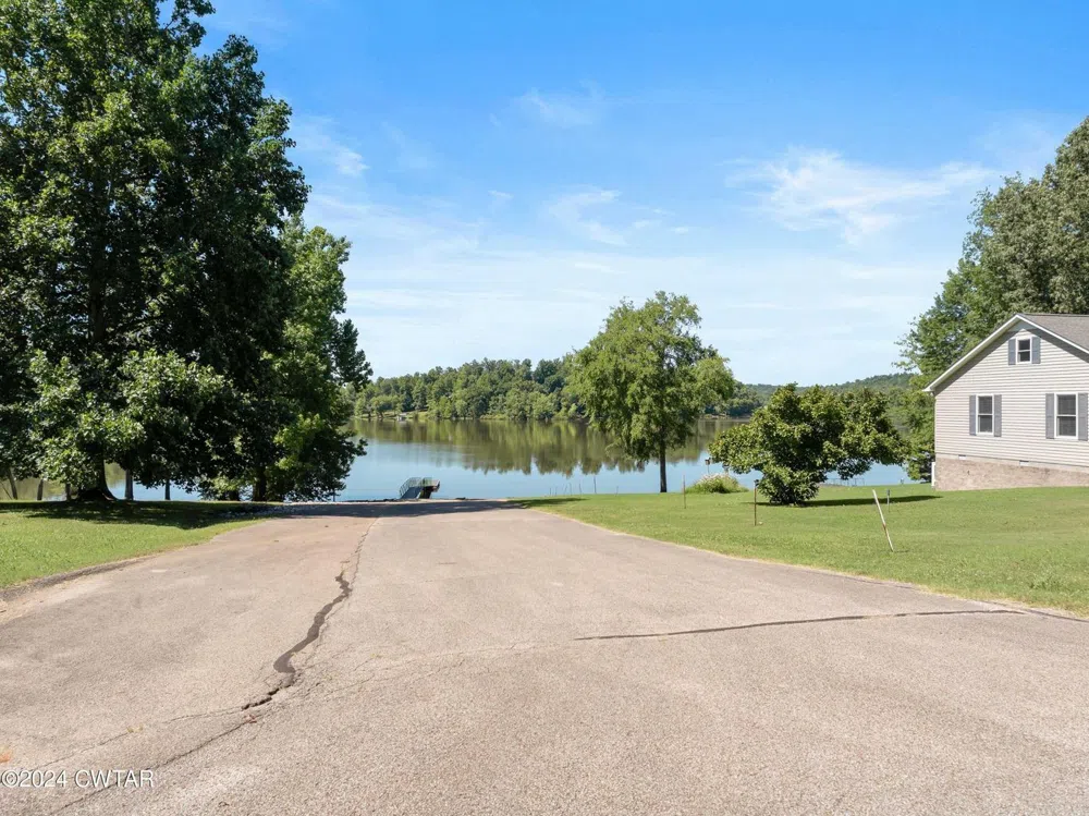 0 Featherfoot PKWY LP Parsons, TN 38363