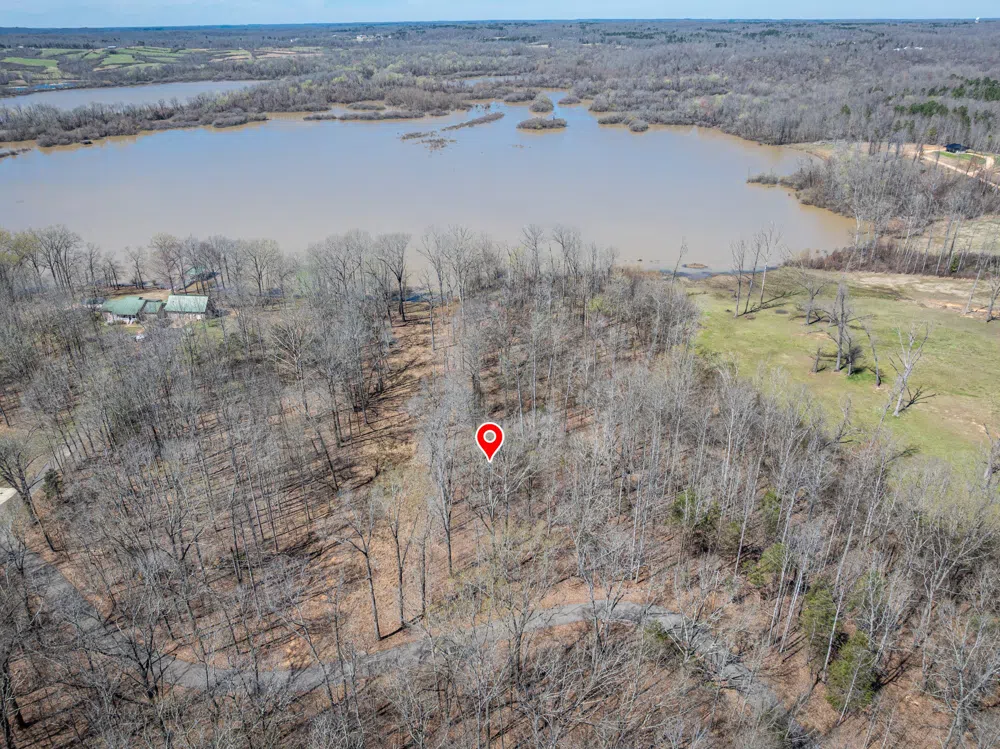 0 Featherfoot PKWY LP Parsons, TN 38363