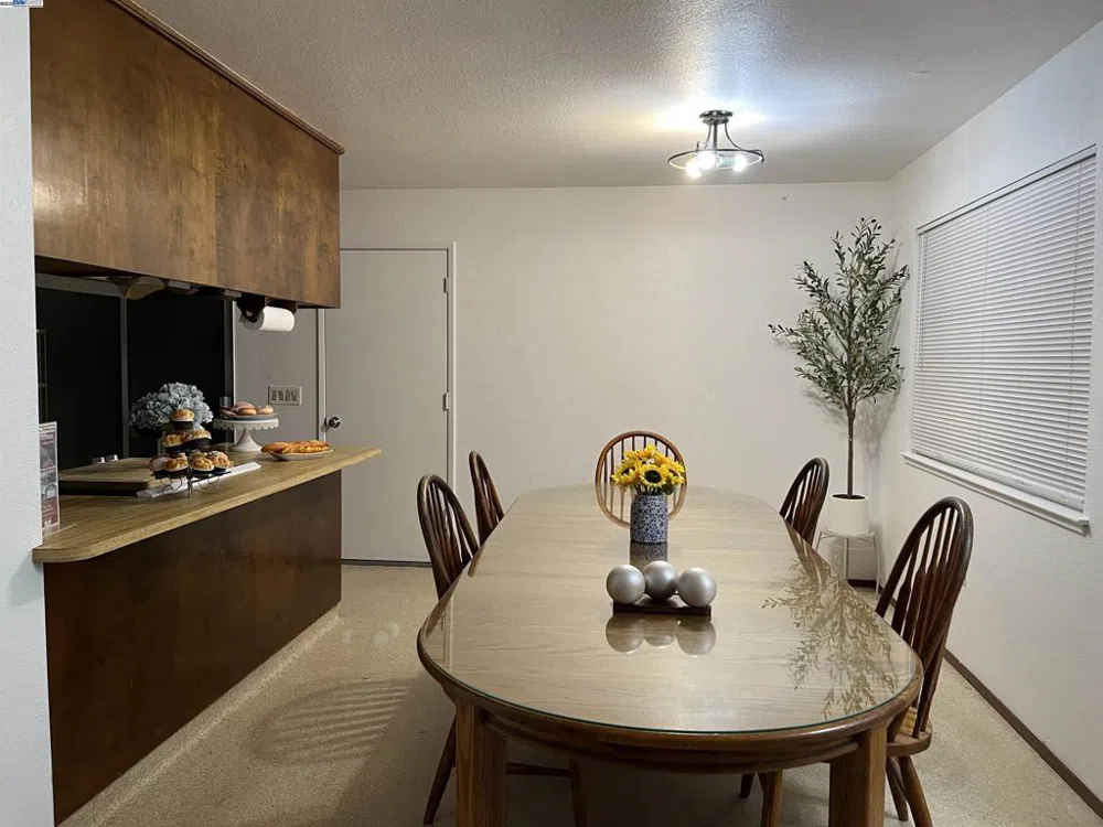 1290 Orange Ave Patterson, CA 95363