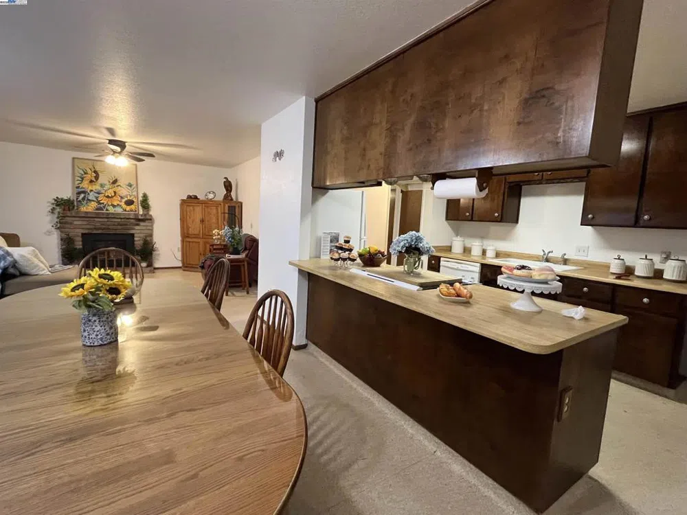 1290 Orange Ave Patterson, CA 95363