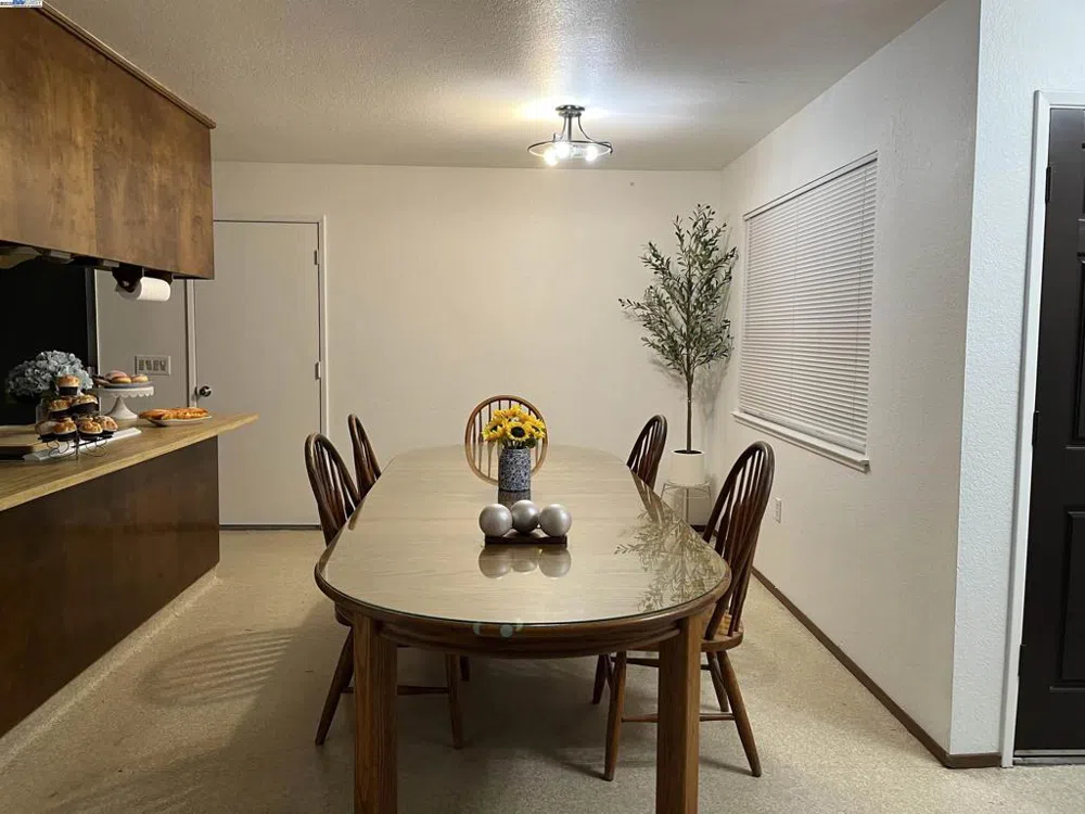 1290 Orange Ave Patterson, CA 95363