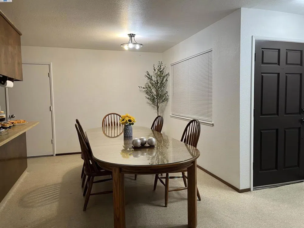 1290 Orange Ave Patterson, CA 95363