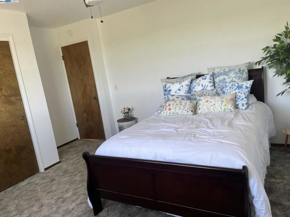 1290 Orange Ave Patterson, CA 95363
