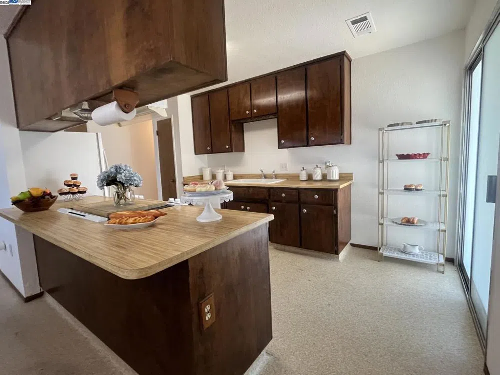 1290 Orange Ave Patterson, CA 95363