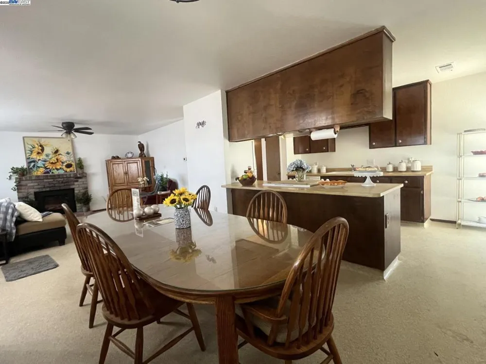 1290 Orange Ave Patterson, CA 95363
