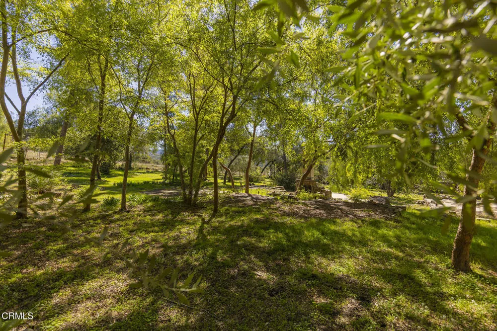 1320 McAndrew Road Ojai, CA 93023