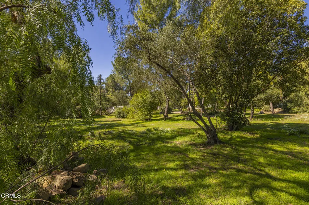 1320 McAndrew Road Ojai, CA 93023