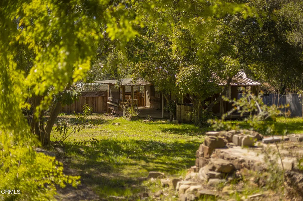 1320 McAndrew Road Ojai, CA 93023