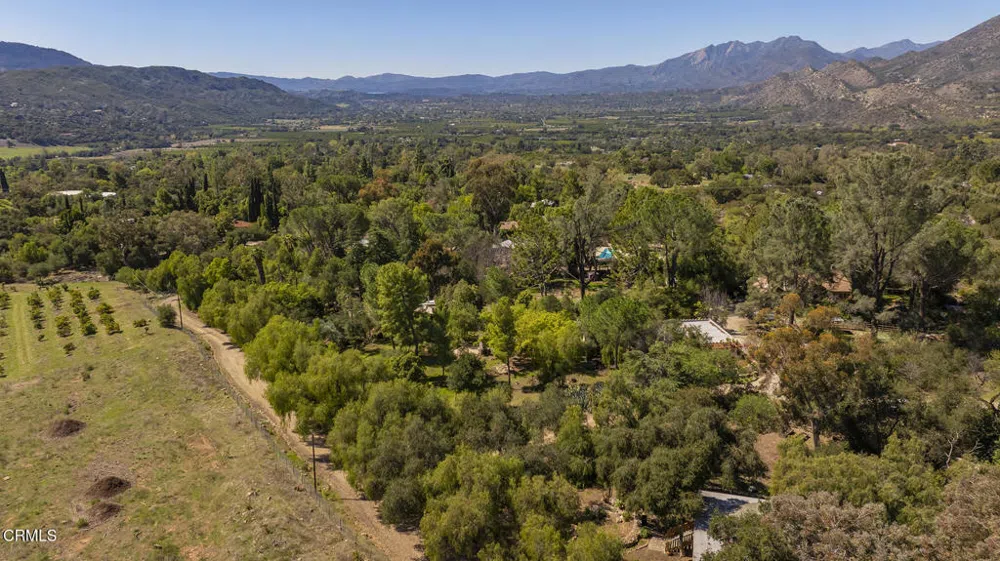 1320 McAndrew Road Ojai, CA 93023