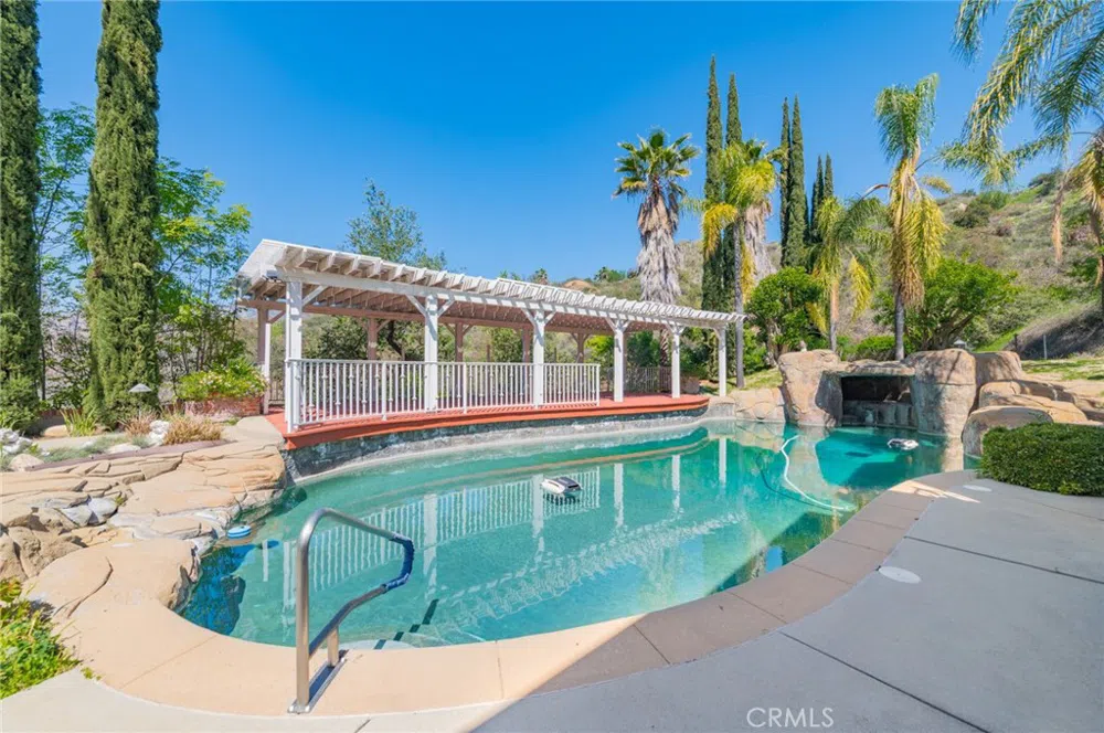 439 Deodar Lane Bradbury, CA 91008