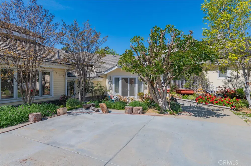439 Deodar Lane Bradbury, CA 91008