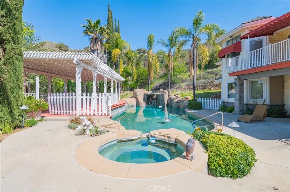 439 Deodar Lane Bradbury, CA 91008