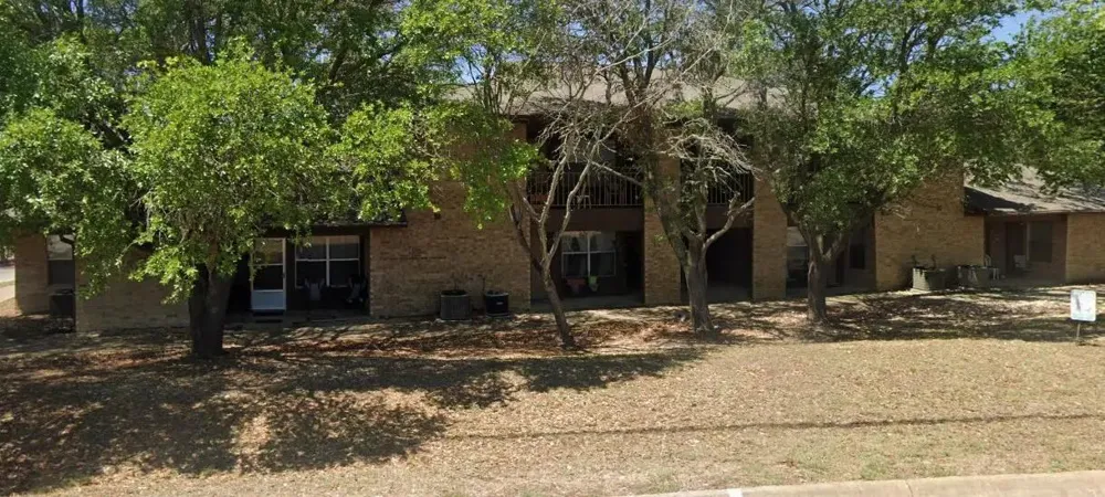 515 Roy St Kerrville, TX 78028