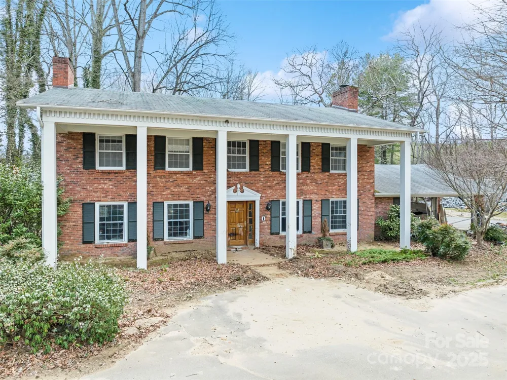 21 Riverbend Road Canton, NC 28716