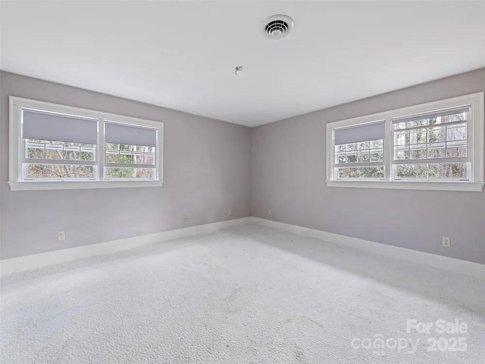 21 Riverbend Road Canton, NC 28716