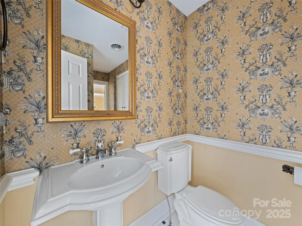 21 Riverbend Road Canton, NC 28716