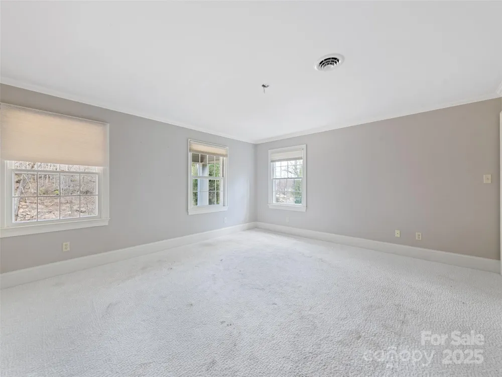 21 Riverbend Road Canton, NC 28716