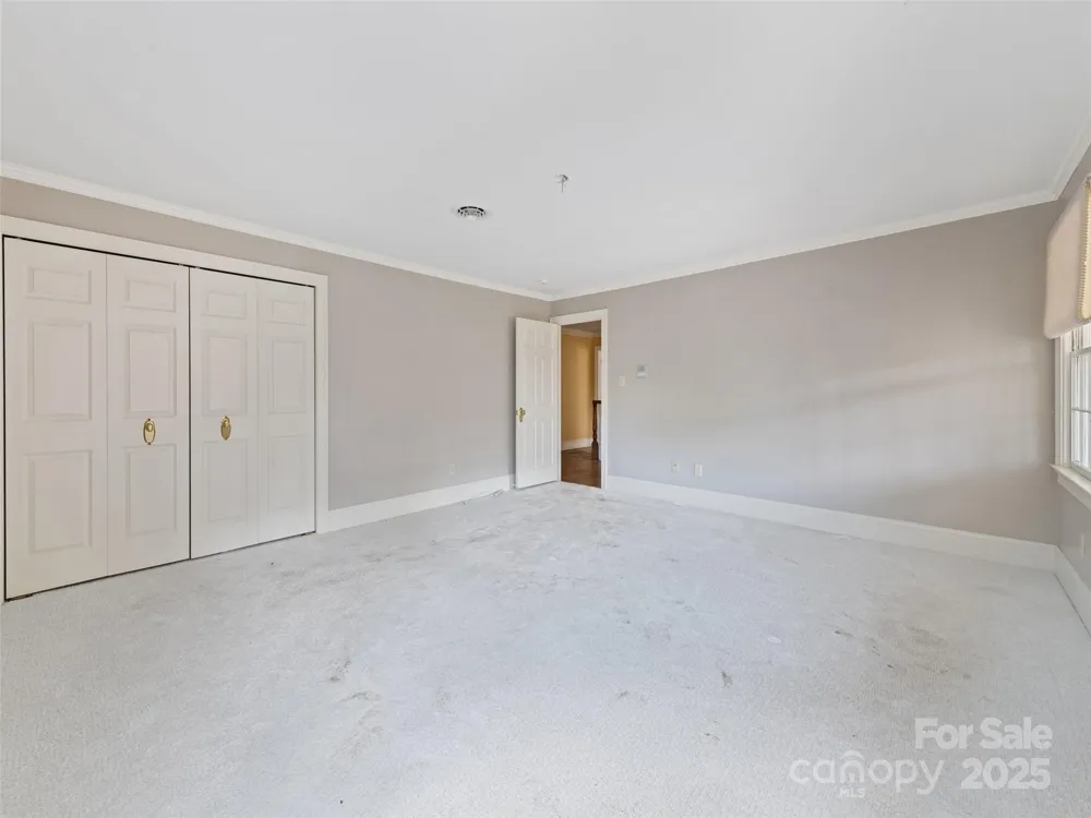 21 Riverbend Road Canton, NC 28716