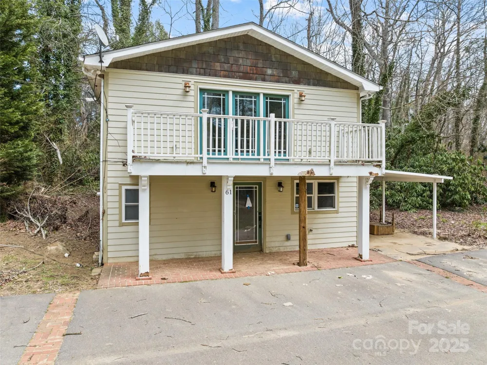 61 Riverbend Road Canton, NC 28716