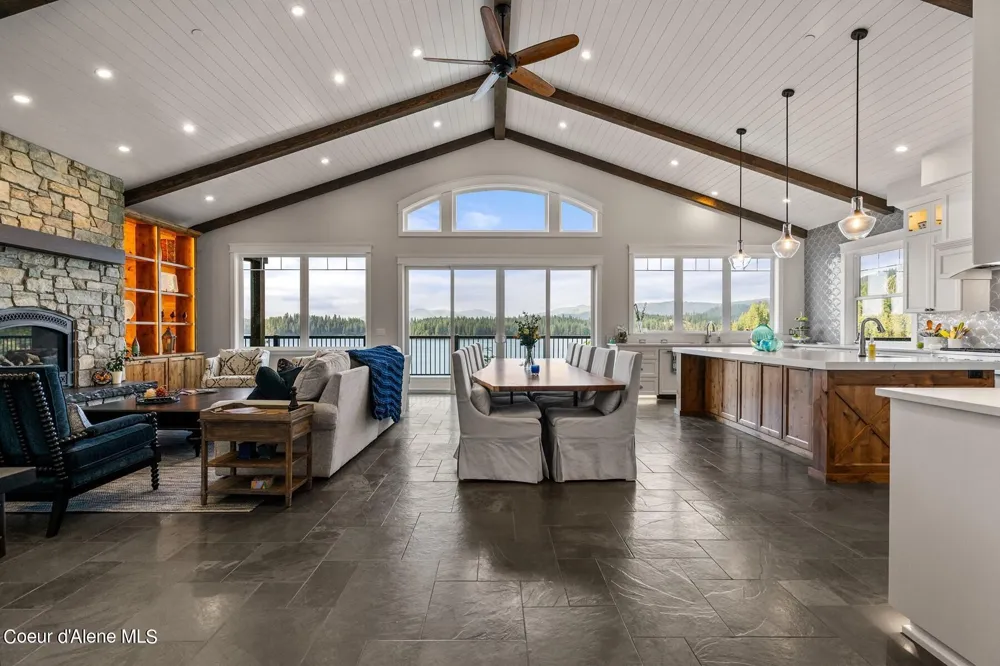 8491 Mckinley Lane Hayden, ID 83835