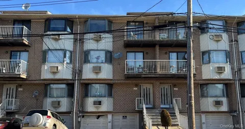 1093 E 72nd Street #13