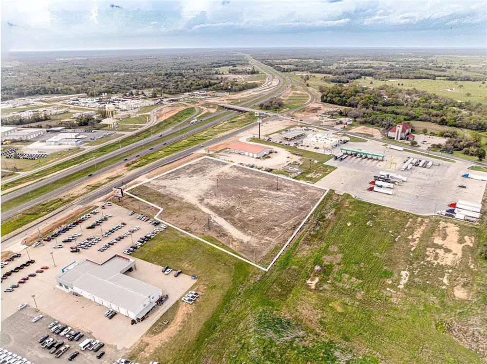 350 Interstate 45 E Fairfield, TX 75840