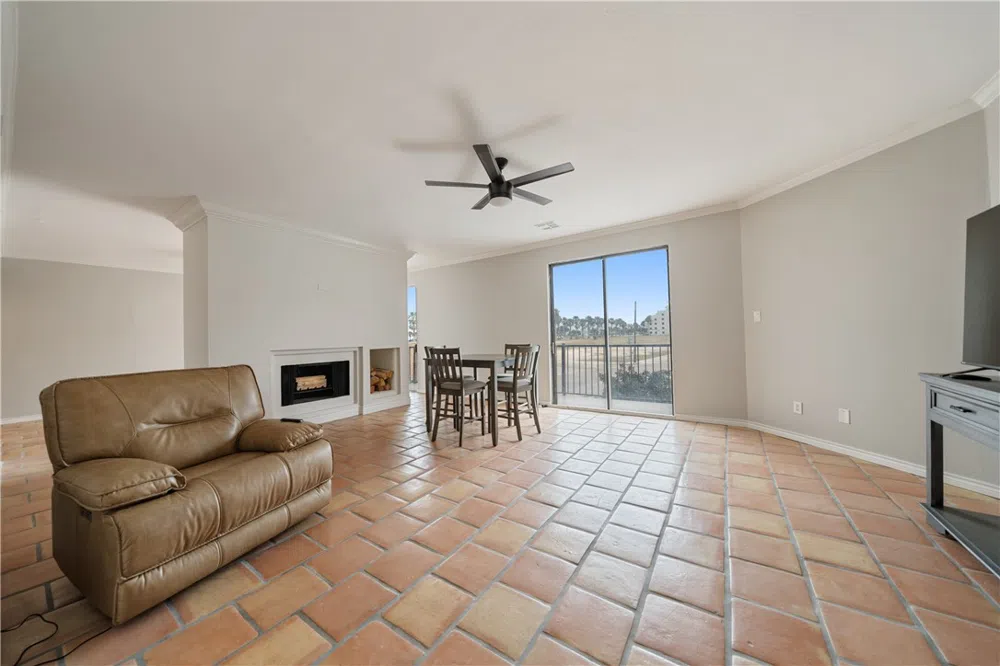 520 S Chaparral Street #1 Corpus Christi, TX 78401