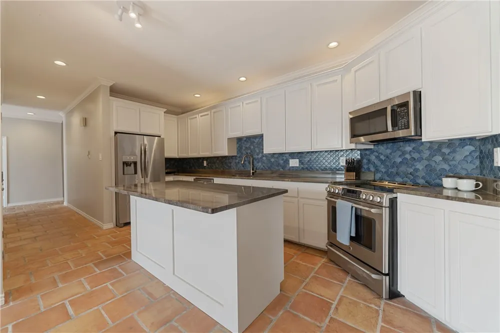 520 S Chaparral Street #1 Corpus Christi, TX 78401