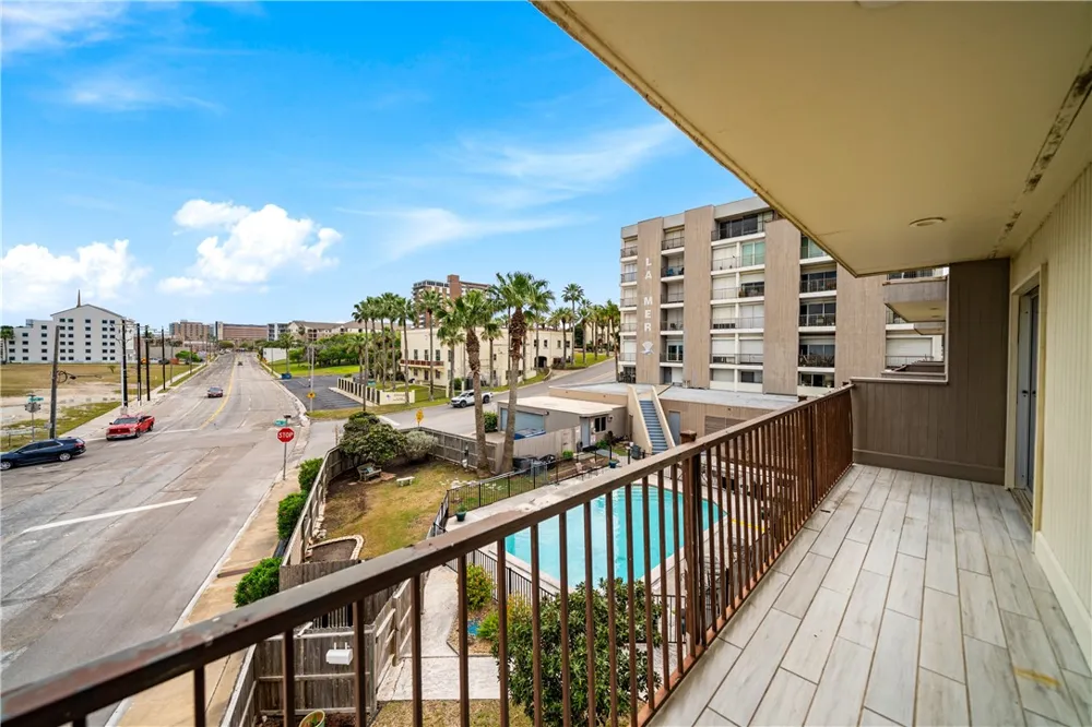 520 S Chaparral Street #1 Corpus Christi, TX 78401