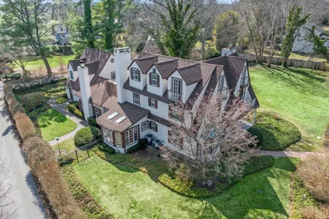 3 Wincoma Drive