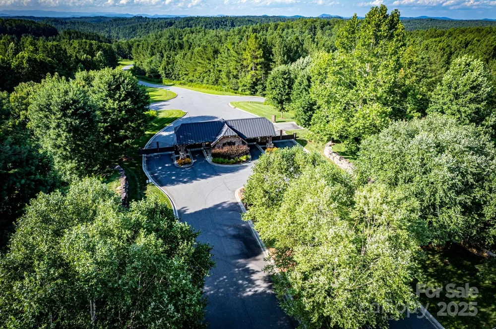 103 W Shortoff Trail NW #113 Valdese, NC 28690