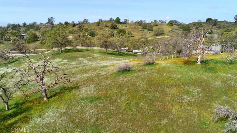 32604 Road 600 Raymond, CA 93653