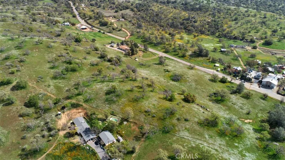 32604 Road 600 Raymond, CA 93653