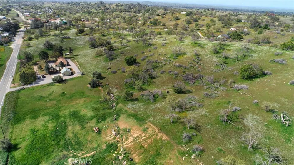 32604 Road 600 Raymond, CA 93653
