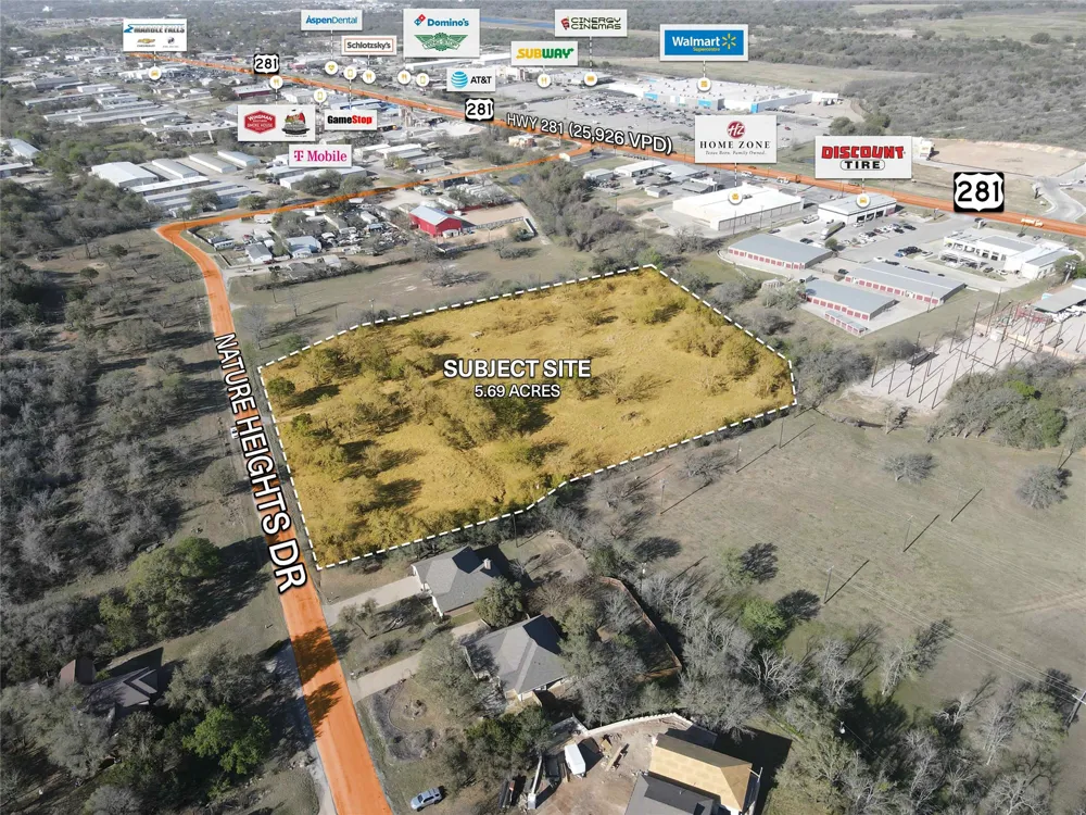 569 W Oak Ridge Drive Marble Falls, TX 78654